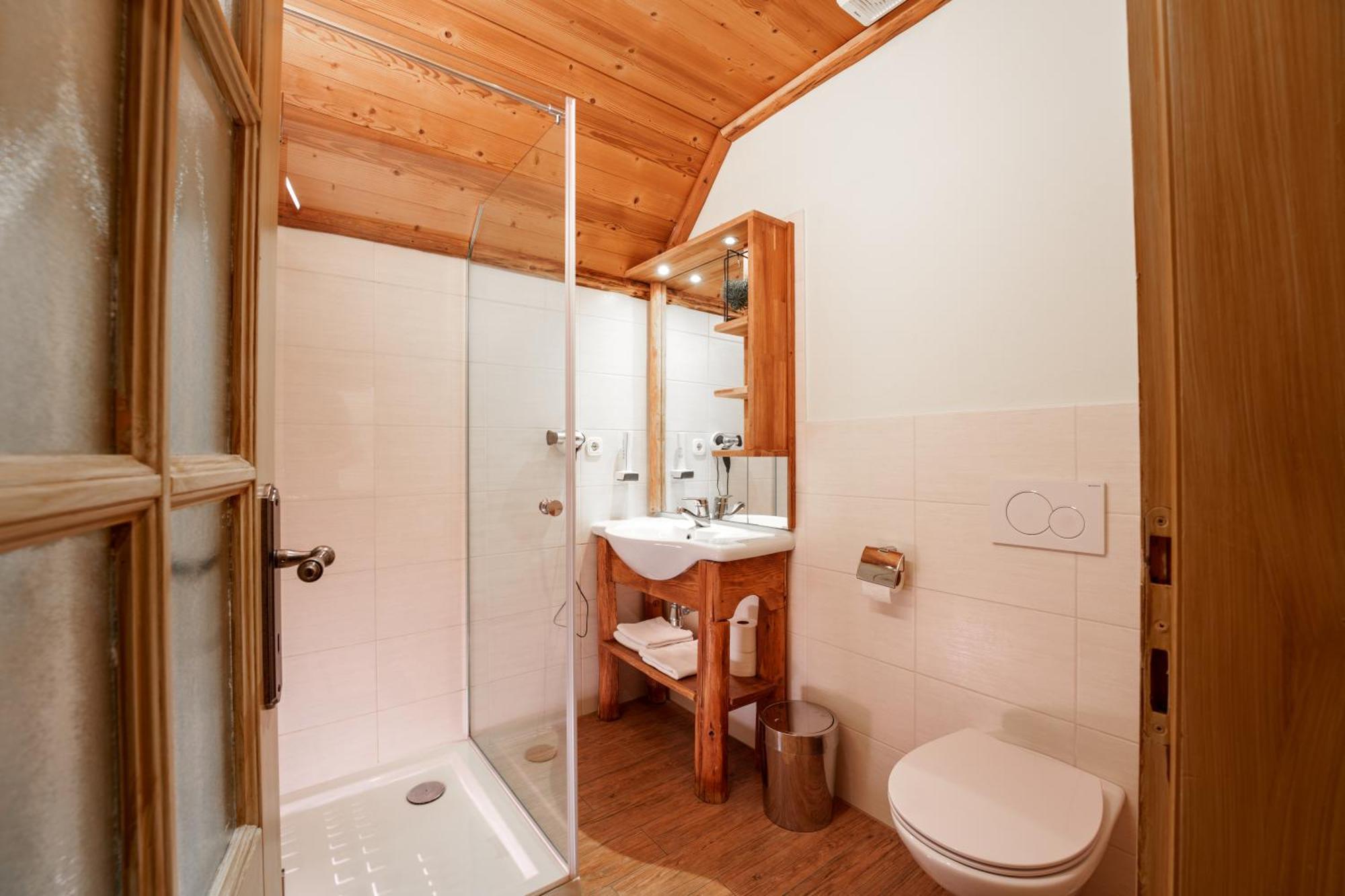 Hotel Gostilna Pri Martinu Kranjska Gora Exterior foto