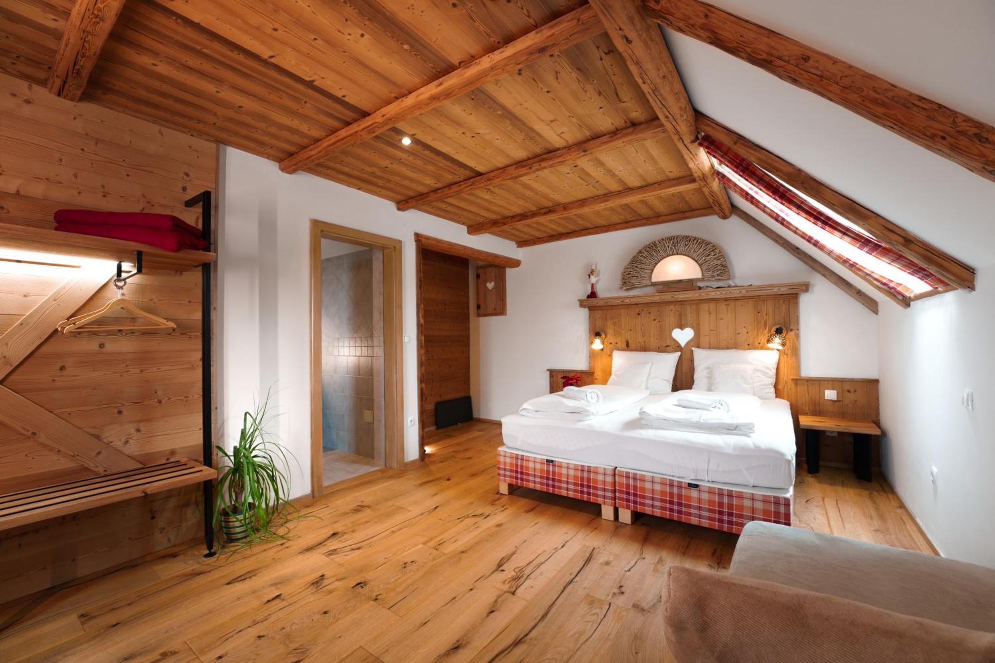 Hotel Gostilna Pri Martinu Kranjska Gora Exterior foto